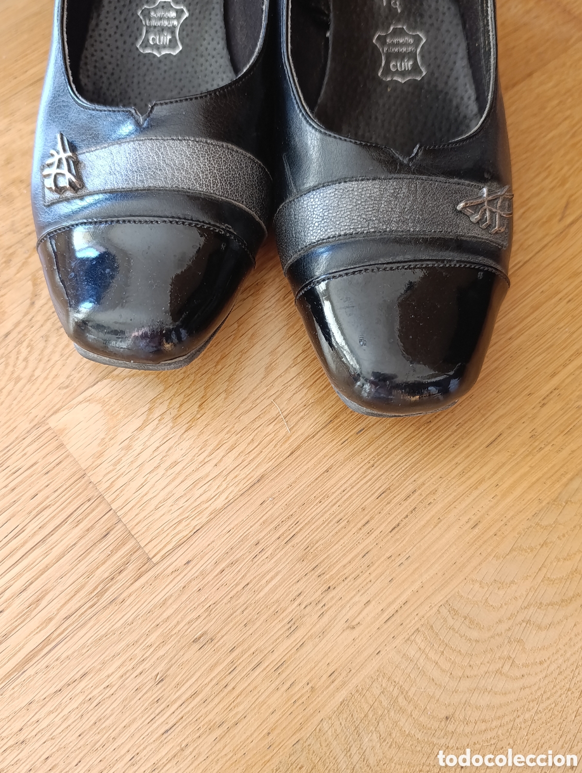 Segunda mano: Zapatos de salon piel aut&egrave;ntica