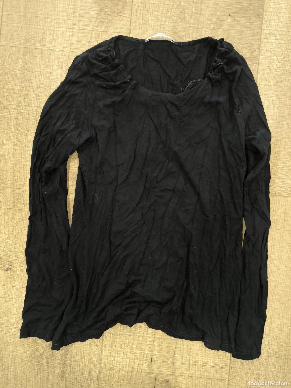 Segunda mano: Camiseta Mujer Negra Manga Larga Erreuno Talla 38 &ndash; Cuello Barco B&aacute;sica