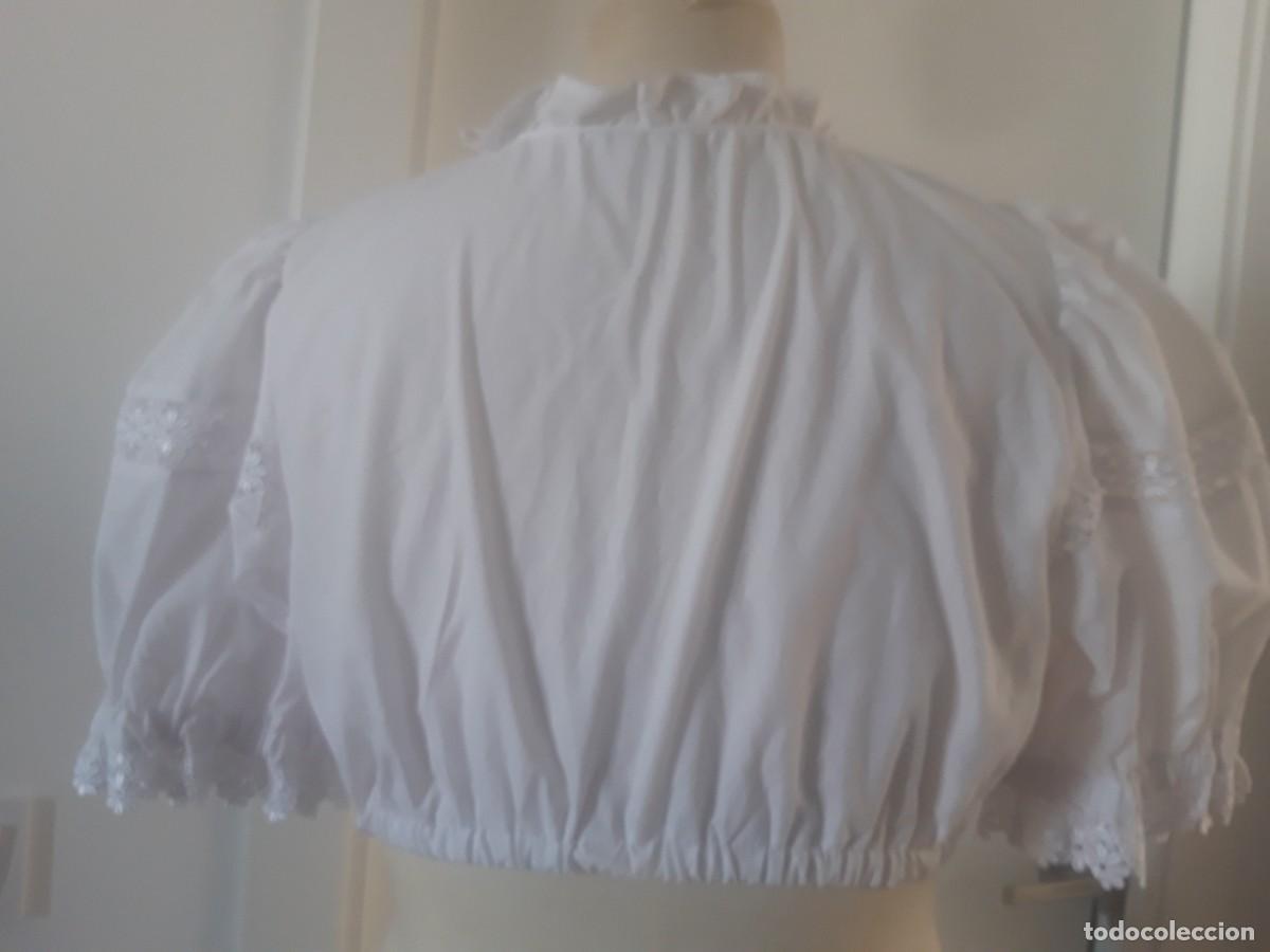 Segunda mano: Vestido austriaco, talla 44. - Foto 16