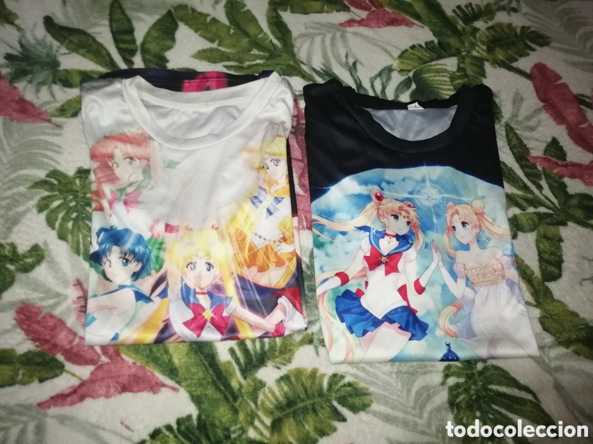 Segunda mano: Pack 2 camisetas Sailor Moon Talla L