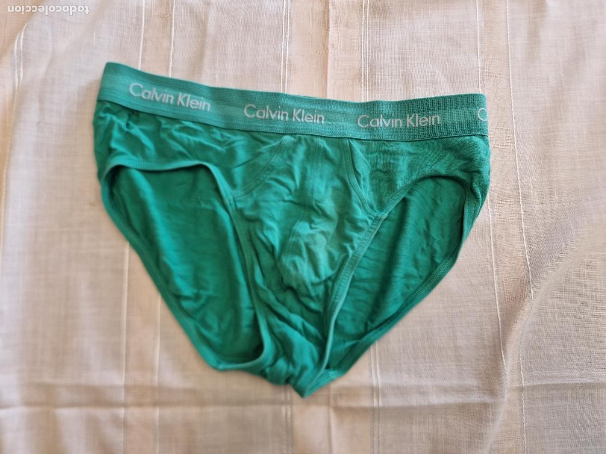 Segunda mano: BONITOS PANTYS. COLOR VERDE. CALVIN KLEIN.TALLA L