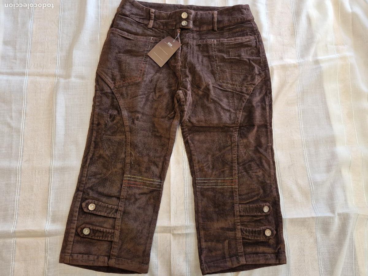 Segunda mano: BONITO PANTALON PARA MUJER. COLOR CAFE. TALLA M