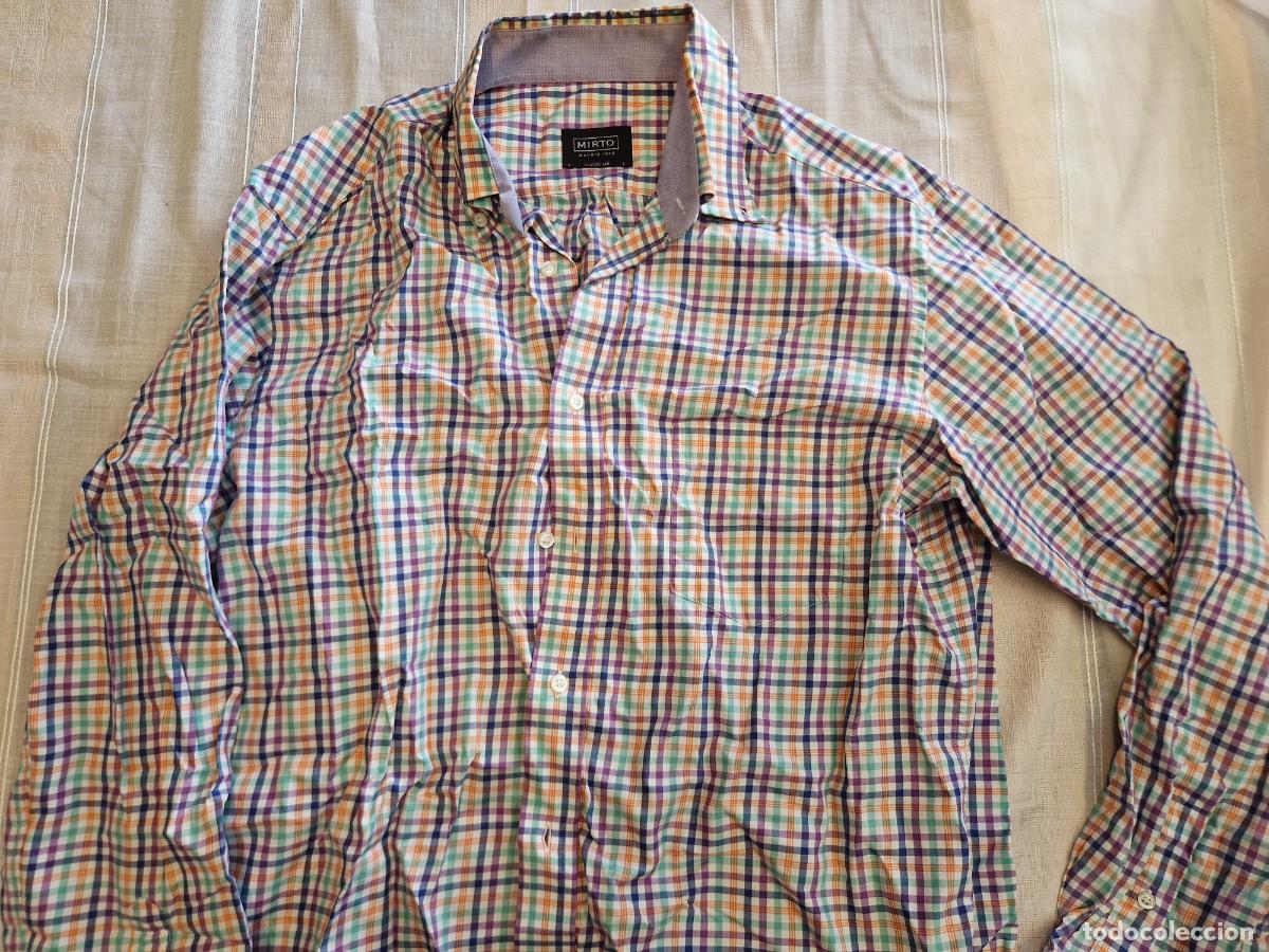 Segunda mano: BONITA CAMISA MANGA LARGA PARA HOMBRE. CUADROS. TALLA L