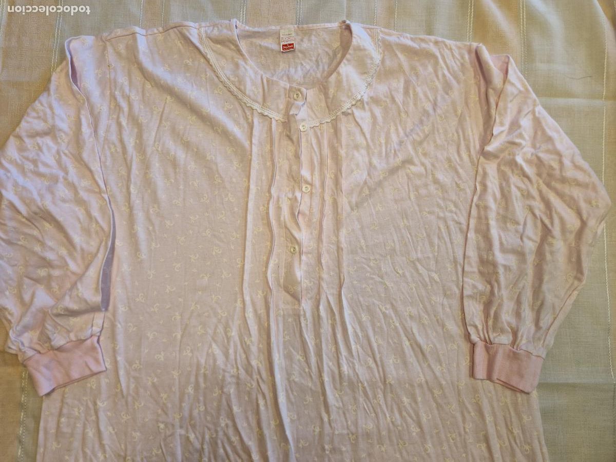 Segunda mano: BONITA PIJAMA PARA MUJER. COLOR ROSA. TALLA XL