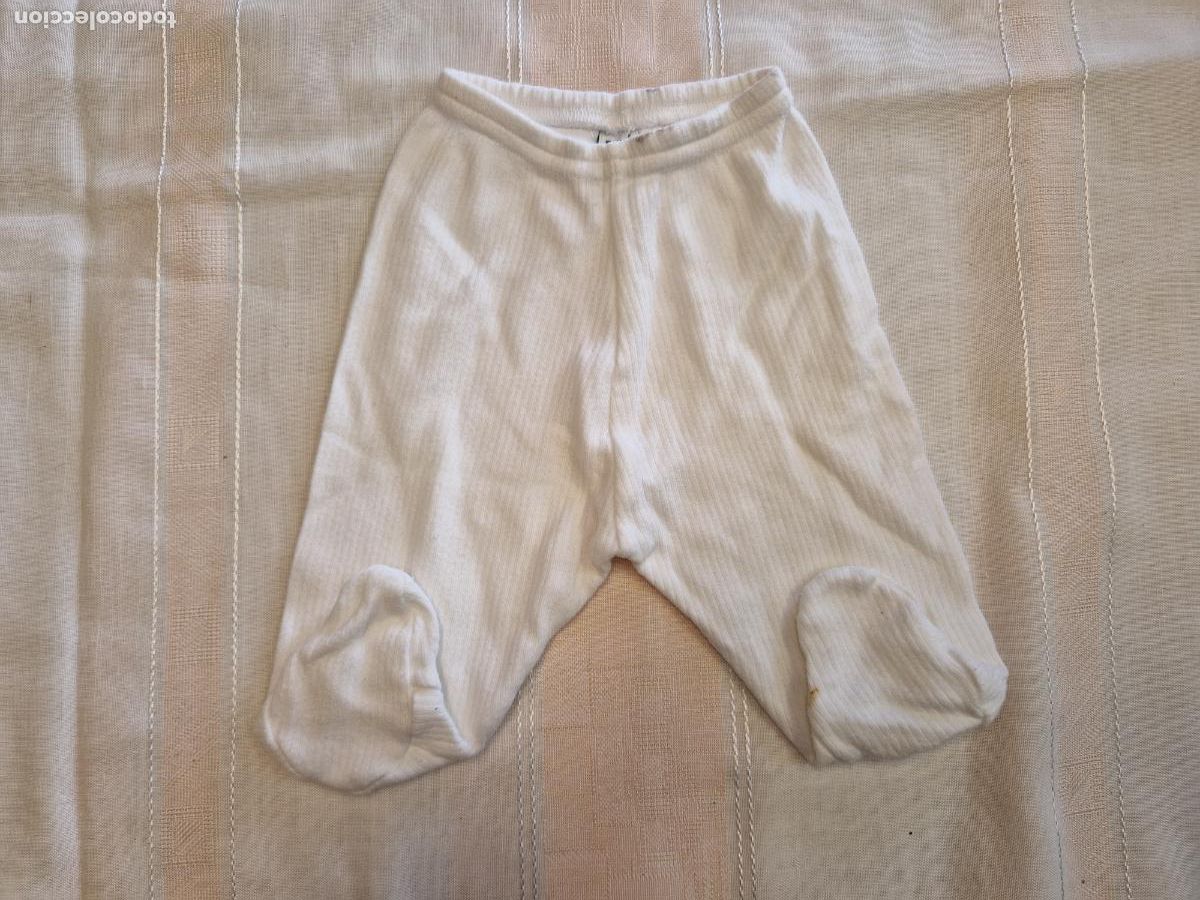 Segunda mano: BONITO PANTALON INFANTIL. RECIEN NACIDO. COLOR BLANCO