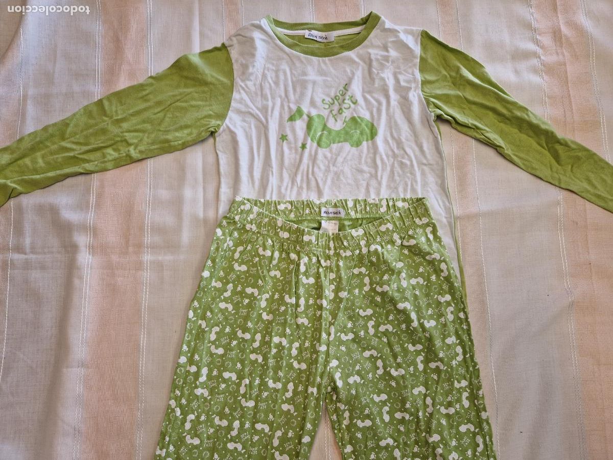 Segunda mano: BONITA PIJAMA INFANTIL. COLOR VERDE. TALLA 10
