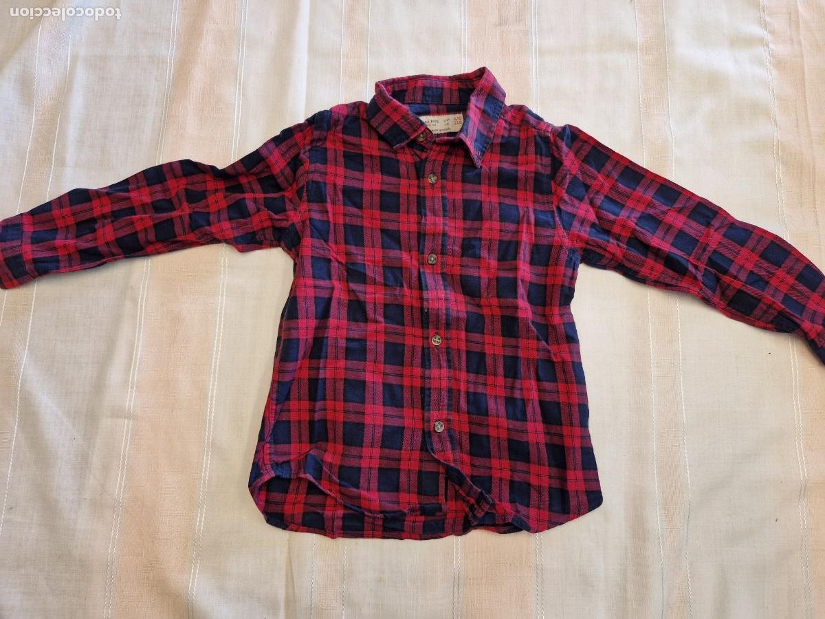 Segunda mano: BONITA CAMISA INFANTIL.COLOR ROJA CUADROS. TALLA 4