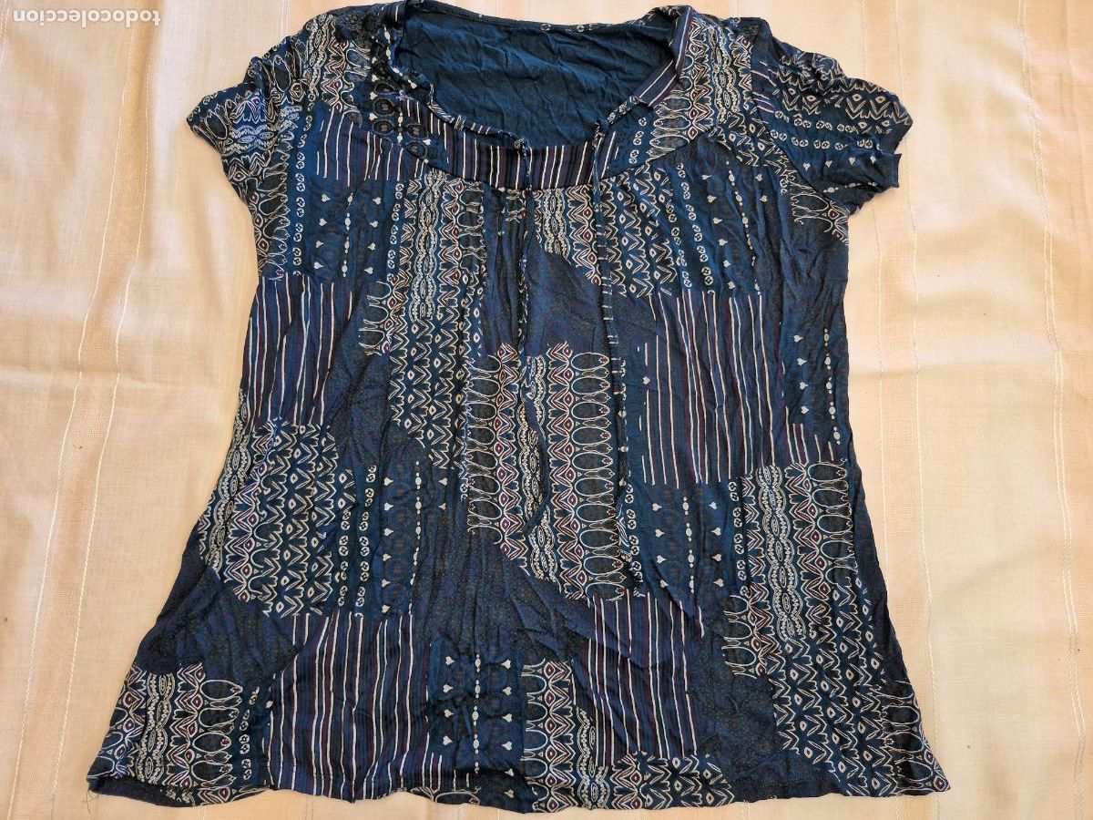 Segunda mano: BONITA BLUSA PARA MUJER. COLOR AZUL. TALLA XL