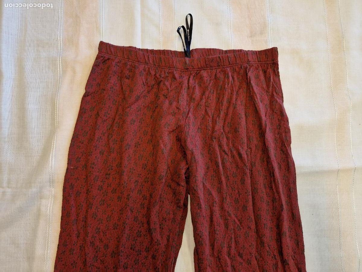Segunda mano: BONITO PANTALON PARA MUJER. COLOR ROJO. TALLA M