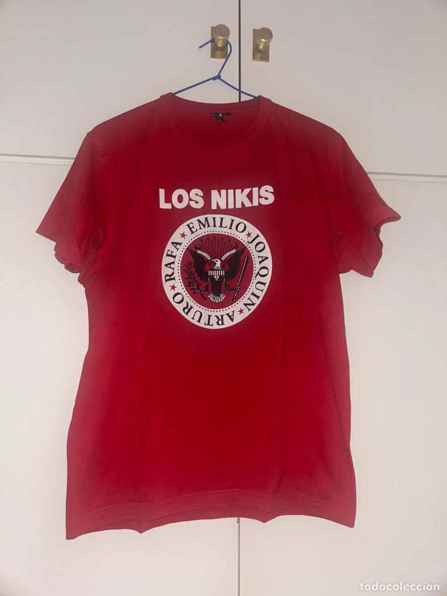 Segunda mano: Camiseta Roja Los Nikis - Foto 1