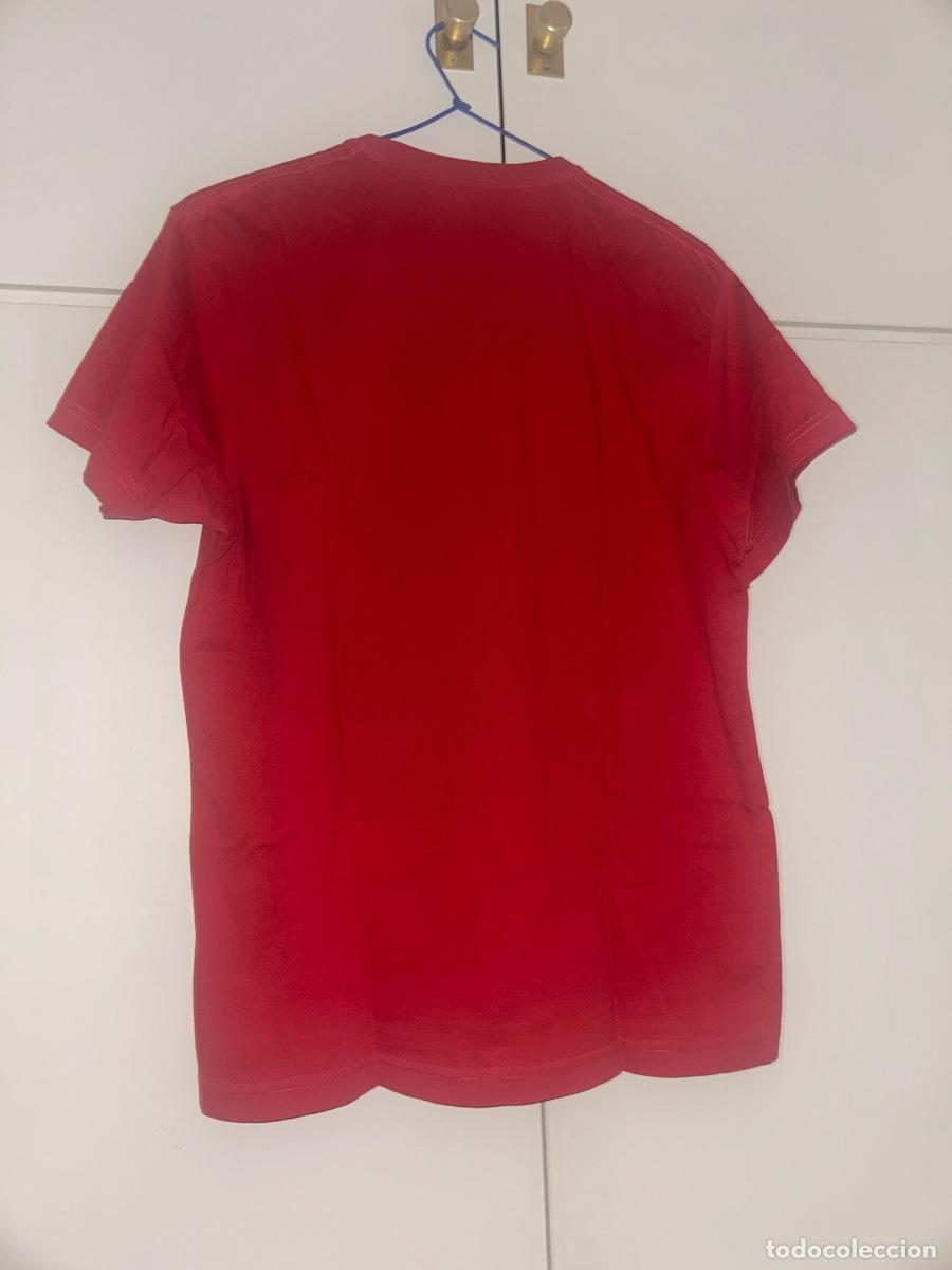 Segunda mano: Camiseta Roja Los Nikis - Foto 2