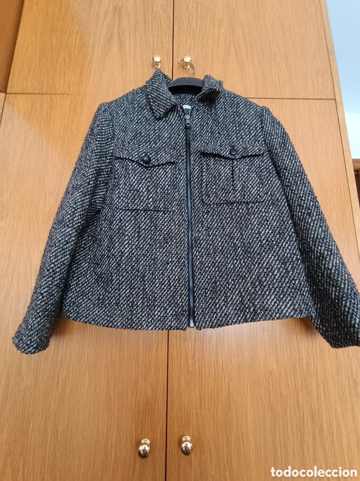 Segunda mano: Chaqueta de Punto Roma - Foto 1