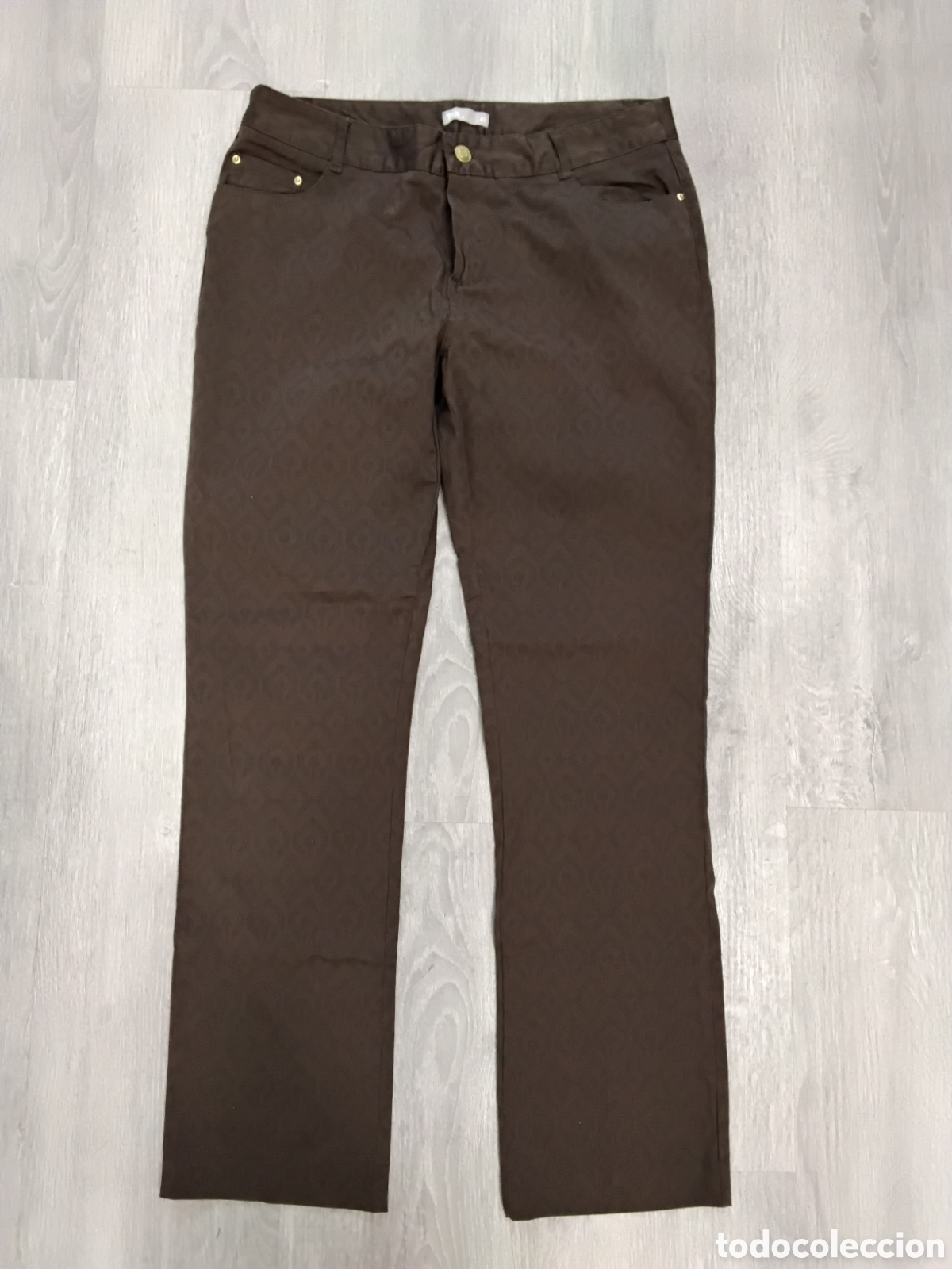 Segunda mano: Pantal&oacute;n Marr&oacute;n Estampado Etnico - Foto 2