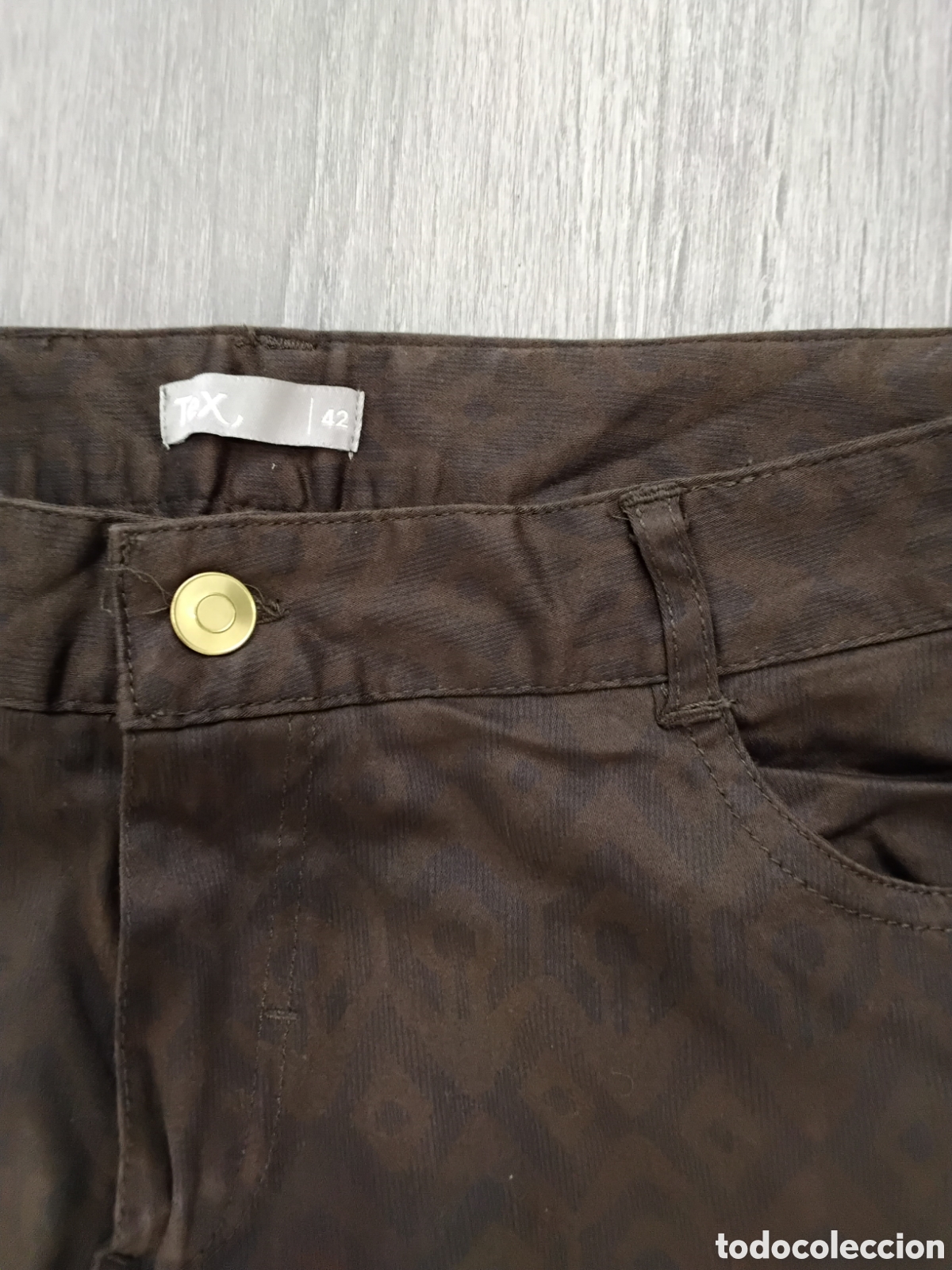 Segunda mano: Pantal&oacute;n Marr&oacute;n Estampado Etnico - Foto 5