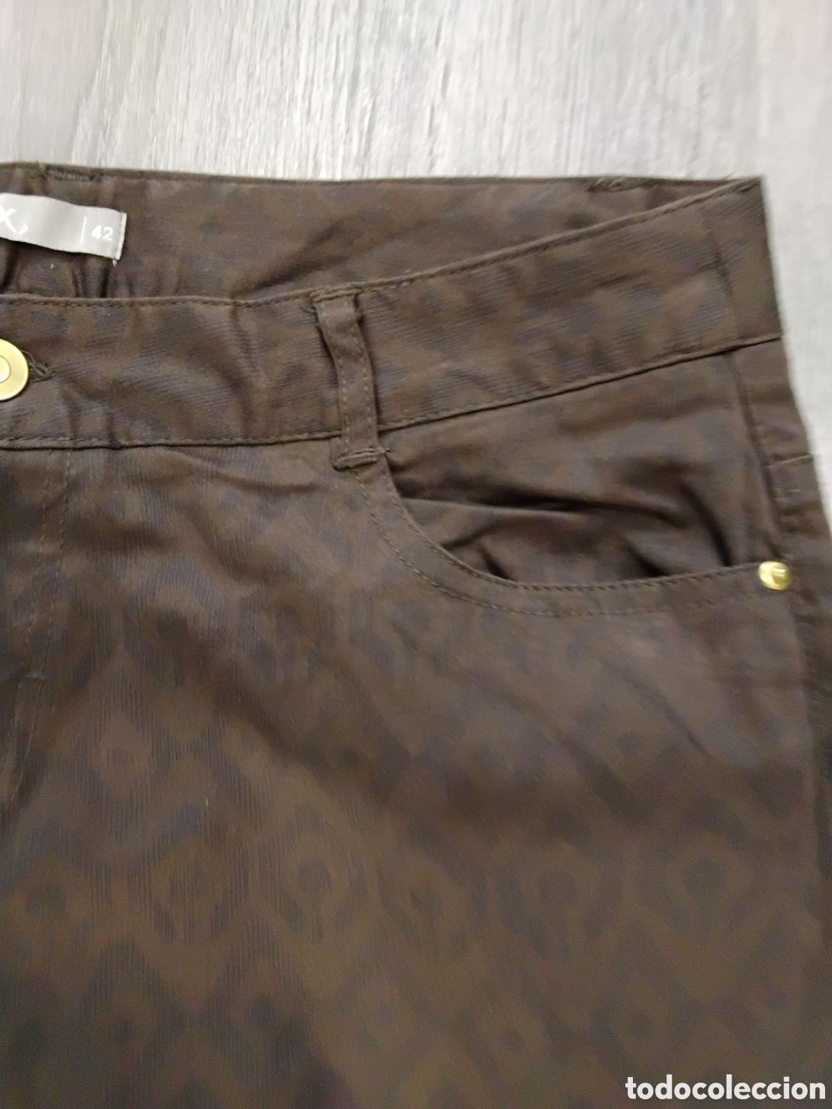 Segunda mano: Pantal&oacute;n Marr&oacute;n Estampado Etnico - Foto 6