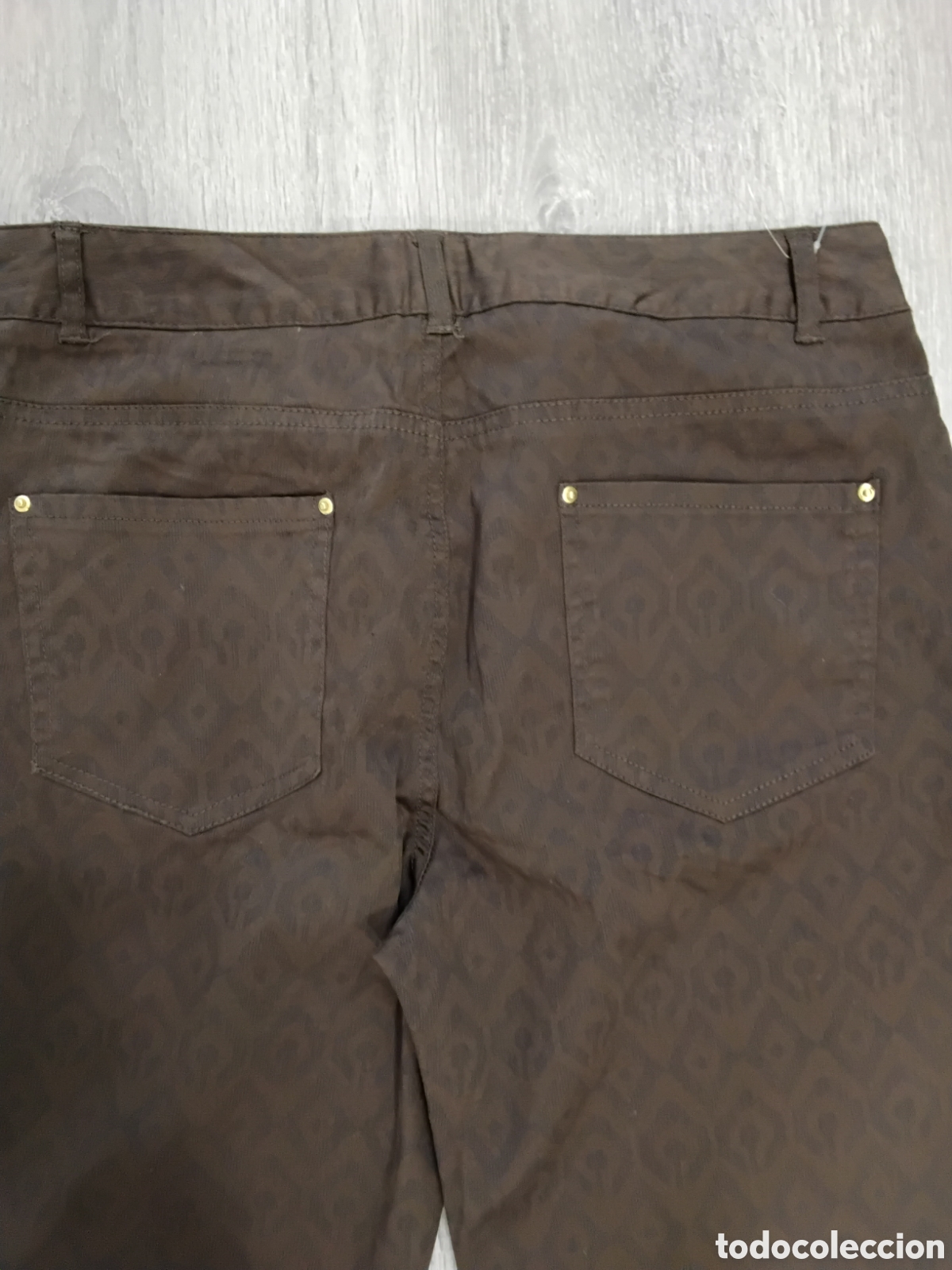 Segunda mano: Pantal&oacute;n Marr&oacute;n Estampado Etnico - Foto 8