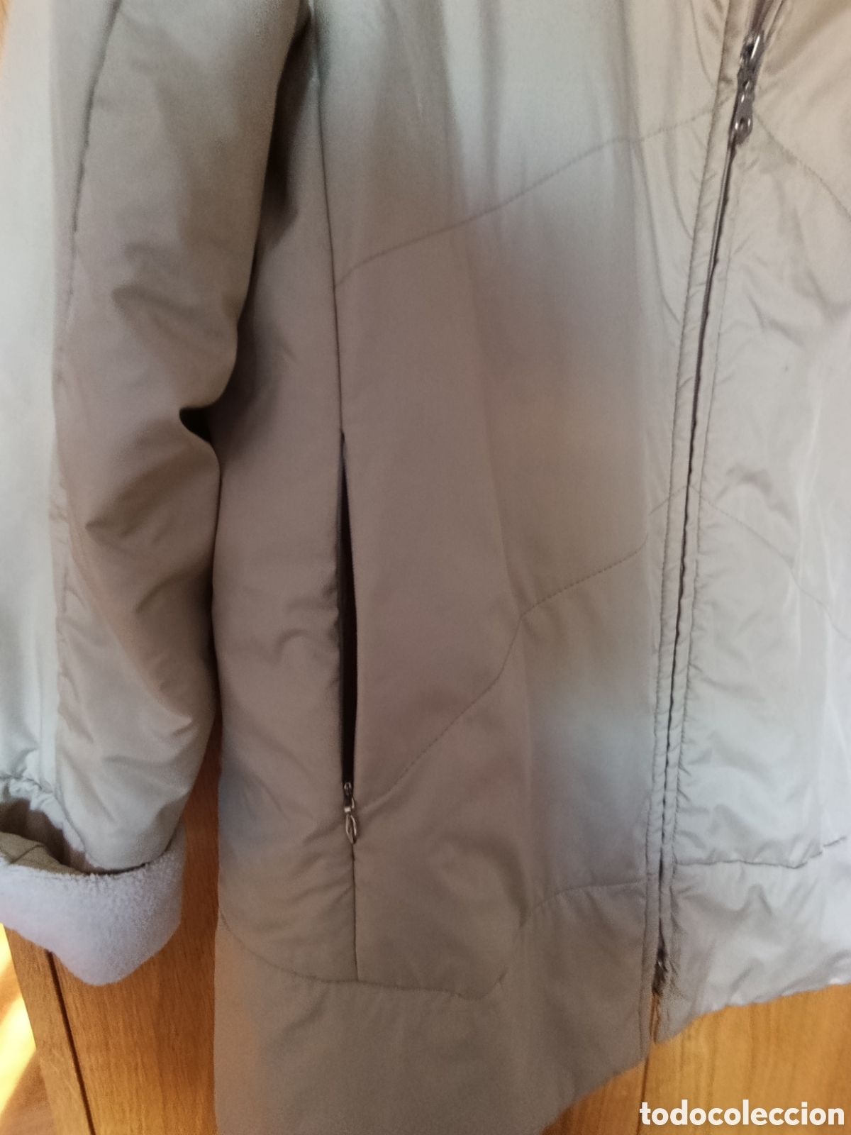 Segunda mano: Chaqueta acolchada color beig - Foto 6