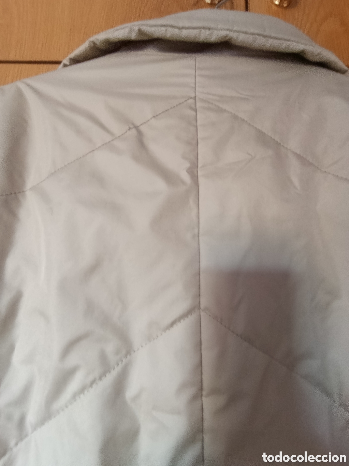 Segunda mano: Chaqueta acolchada color beig - Foto 7