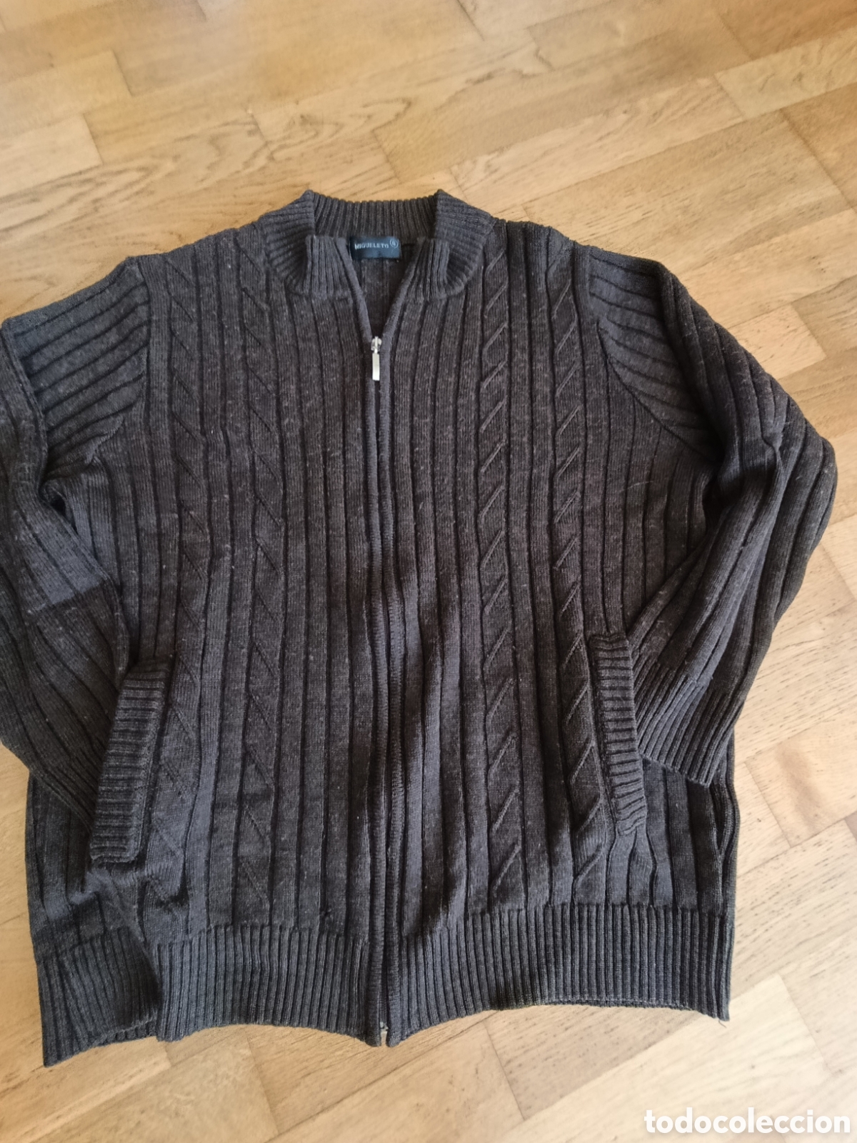 Segunda mano: Jersey abierto con cremallera