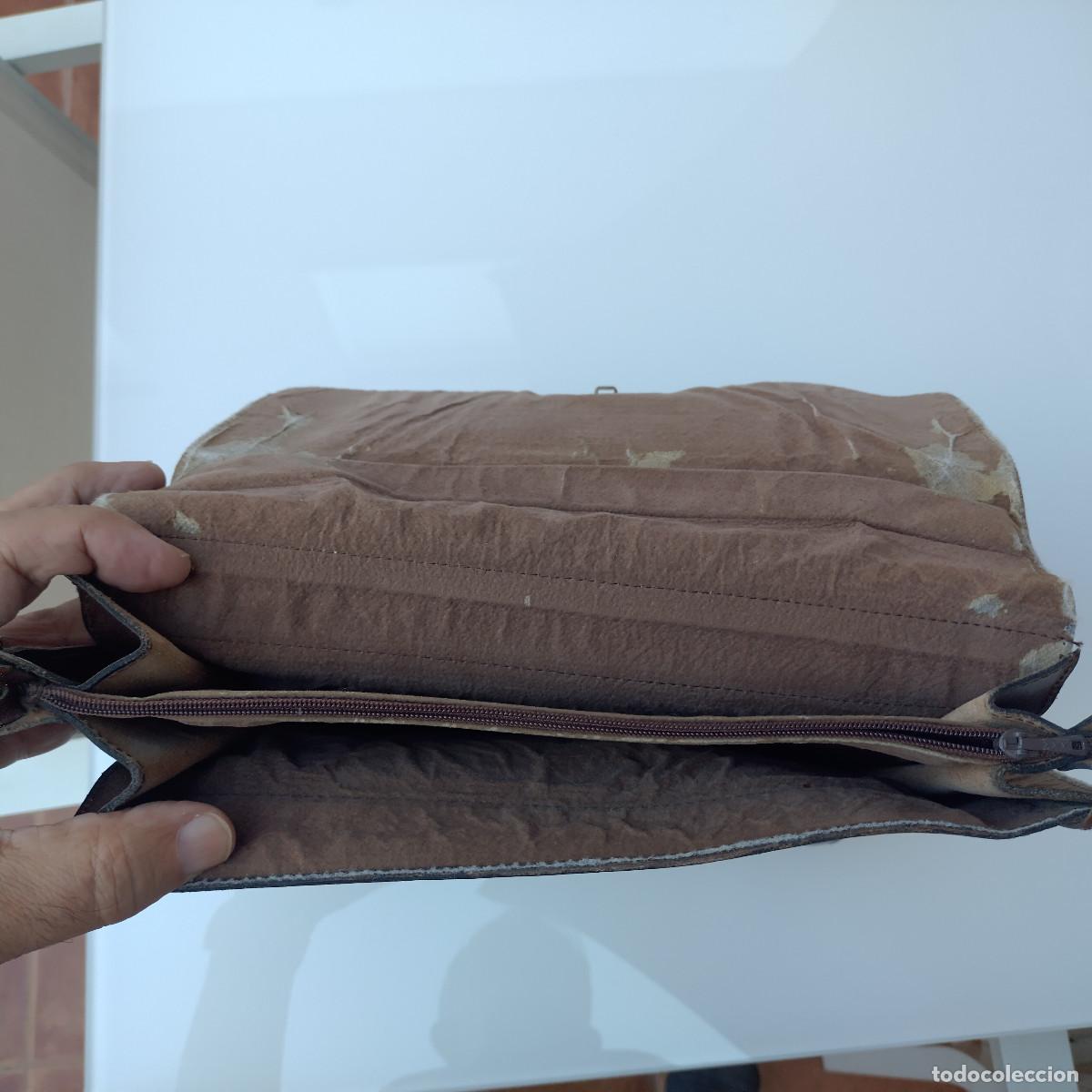 Segunda mano: Cartera de cuero para documentos y libros - Foto 4