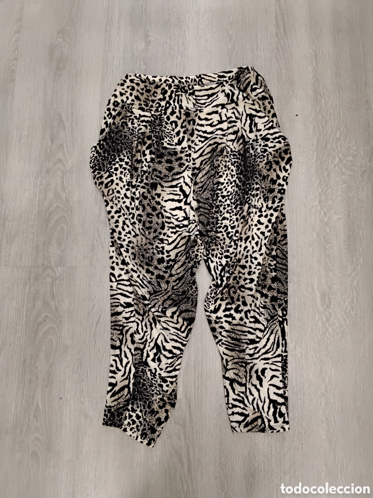 Segunda mano: Pantal&oacute;n Animal Print Fluido