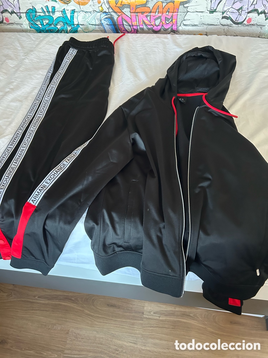 Segunda mano: Conjunto Armani Exchange Chaqueta y Pantal&oacute;n
