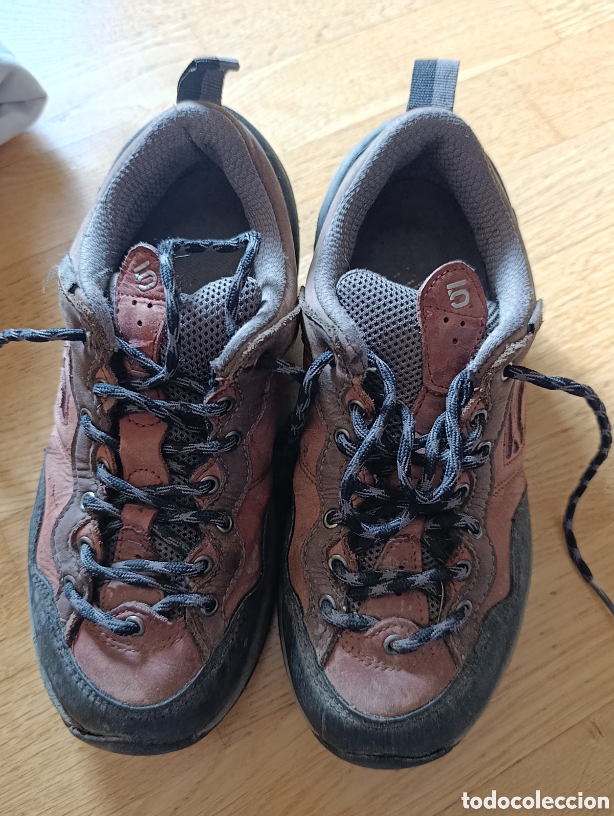 Segunda mano: Zapatos de senderismo de piel - Foto 6