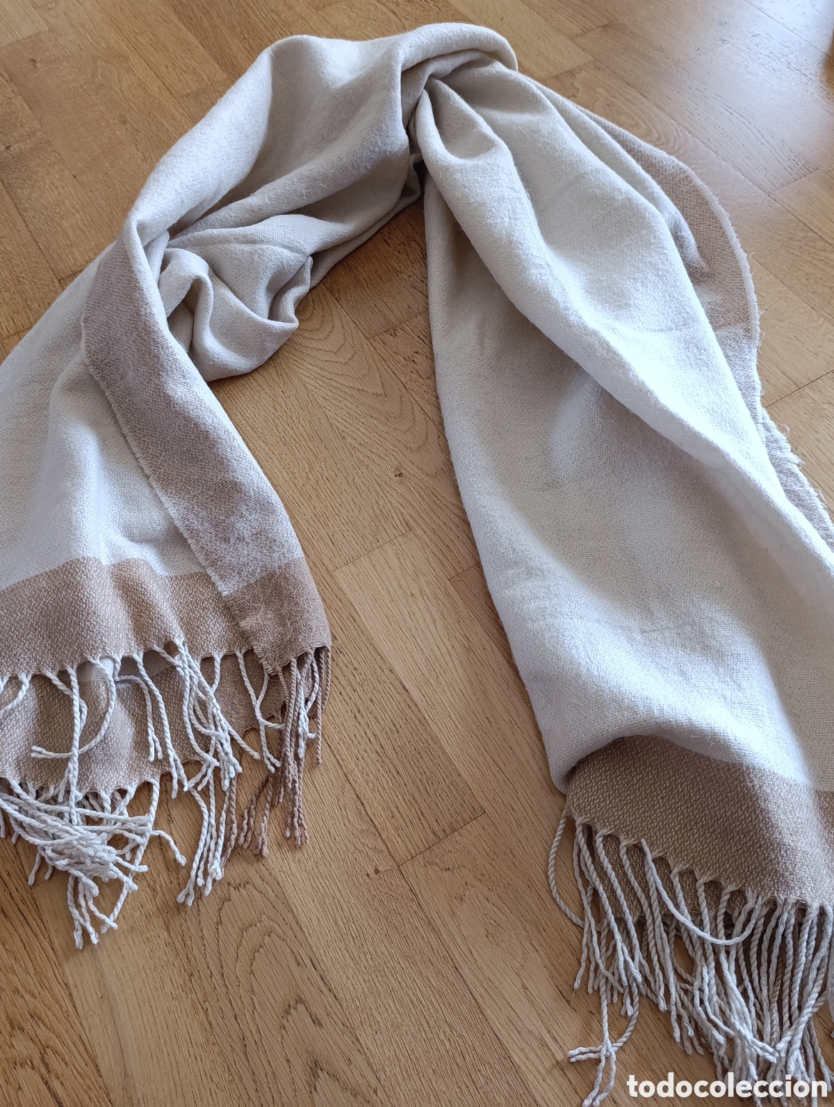 Segunda mano: Pa&ntilde;uelo pa&ntilde;oleta foulard gran tama&ntilde;o