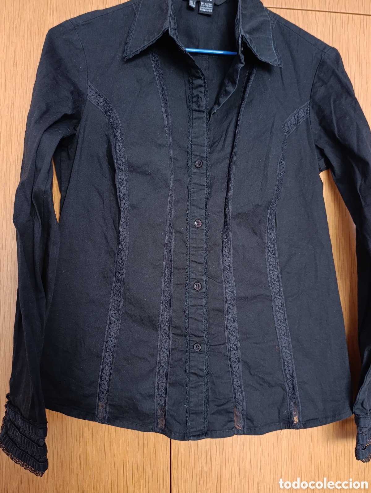 Segunda mano: Blusa negra Zara con puntillas