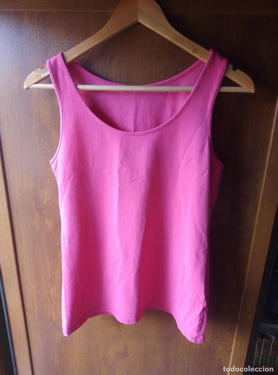 Segunda mano: Camiseta tirantes, top rosa. Talla M