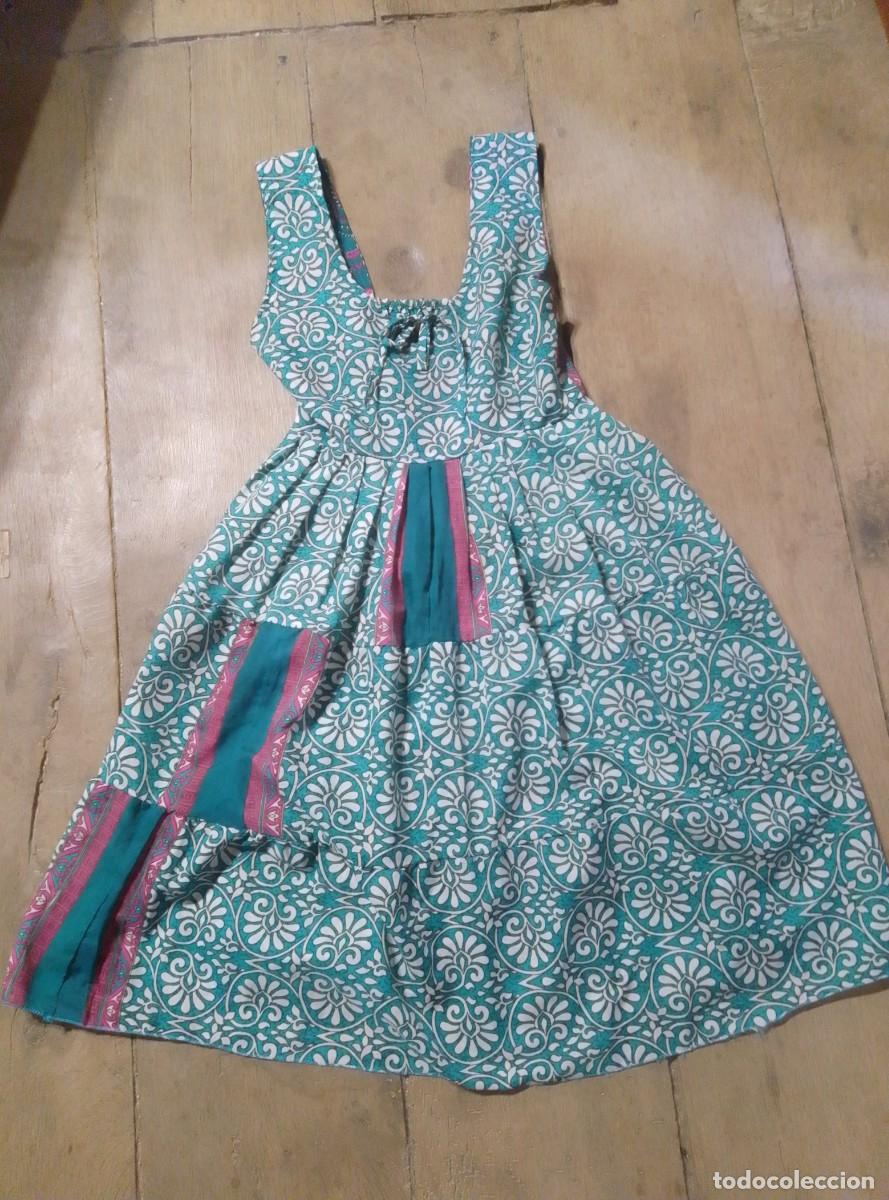 Segunda mano: Vestido de seda floreado estilo boho chic, hippie. Talla M. De la India