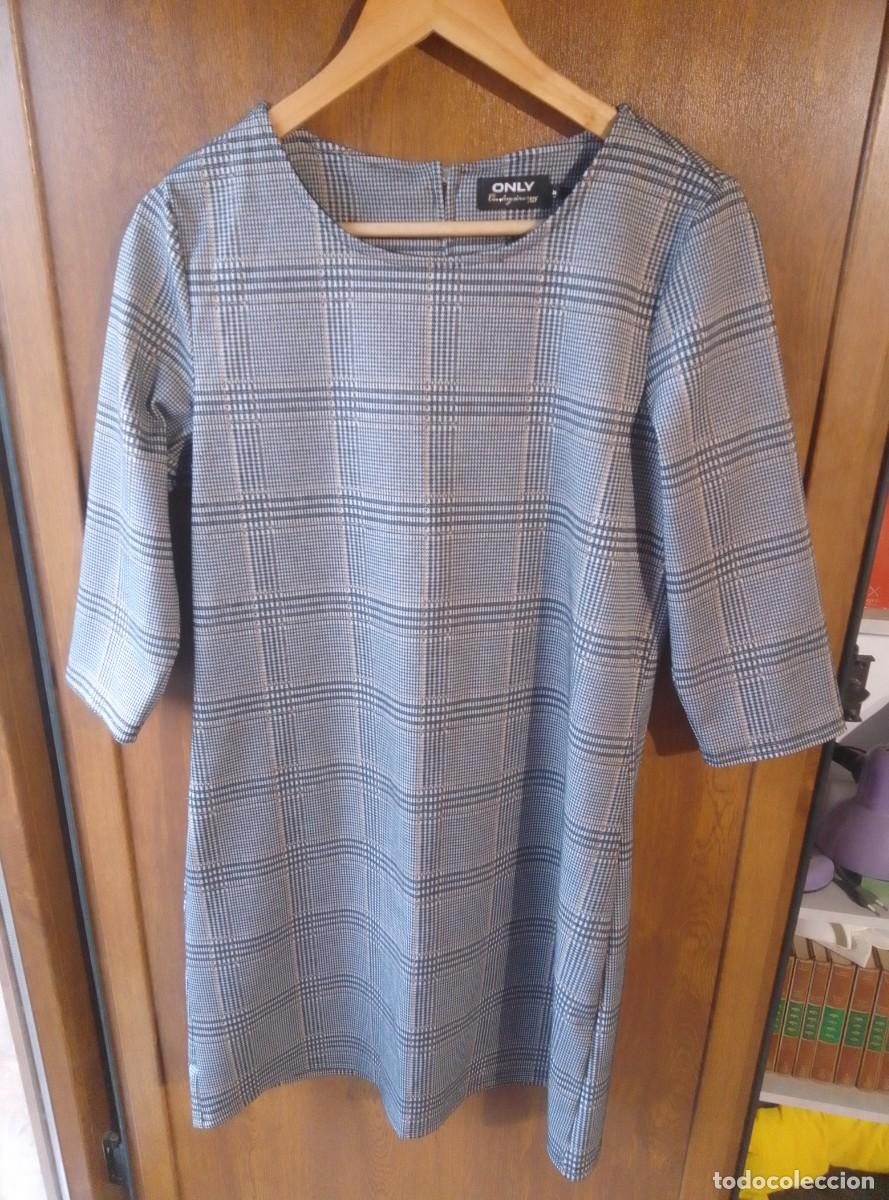 Segunda mano: Vestido de cuadros mangas 3/4. Only. Talla M