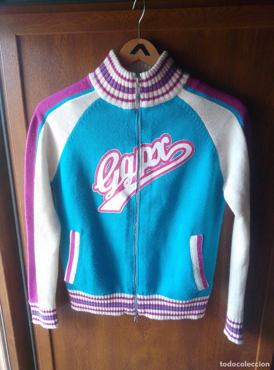 Segunda mano: Colorida chaqueta de punto de los 2000. Love.red. talla M