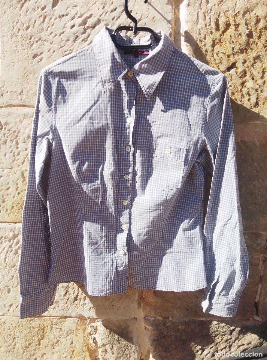 Segunda mano: Camisa vintage de cuadros manga larga. Cuadritos. Trafaluc. Talla L