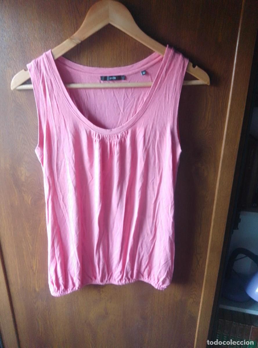 Segunda mano: Camiseta sin mangas rosa. Zero. Talla 36