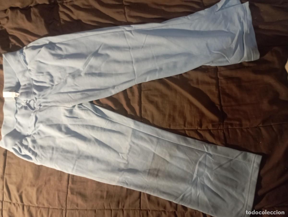 Segunda mano: Pantalones ch&aacute;ndal mujer - Foto 2