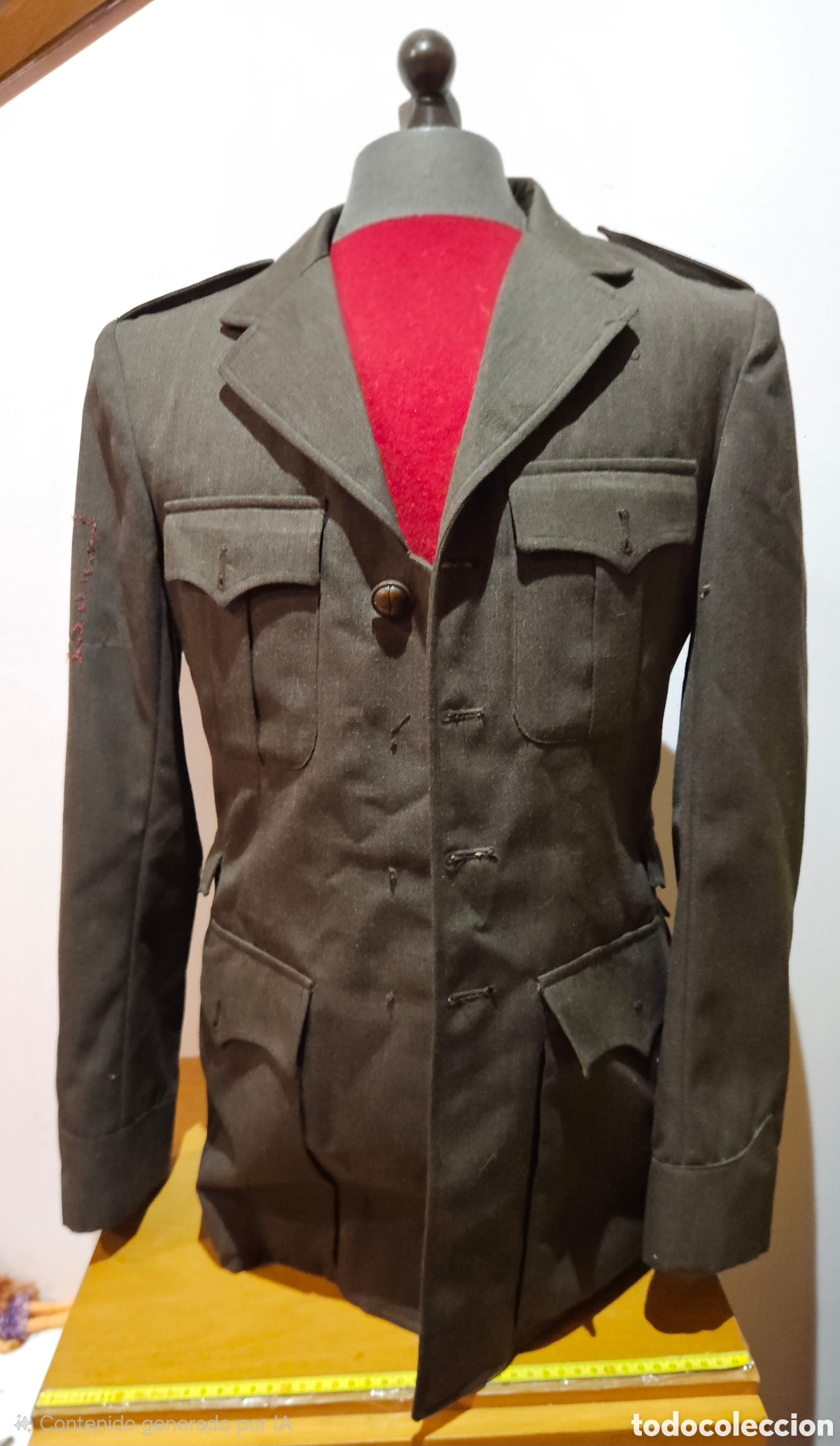 Second-Hand: Chaqueta polic&iacute;a nacional antigua