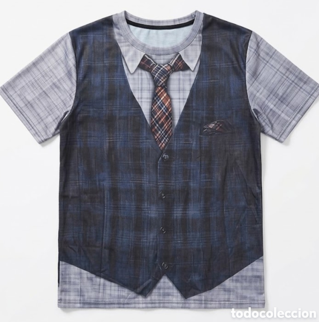 Segunda mano: Camiseta Efecto Chaleco y Corbata - Foto 1