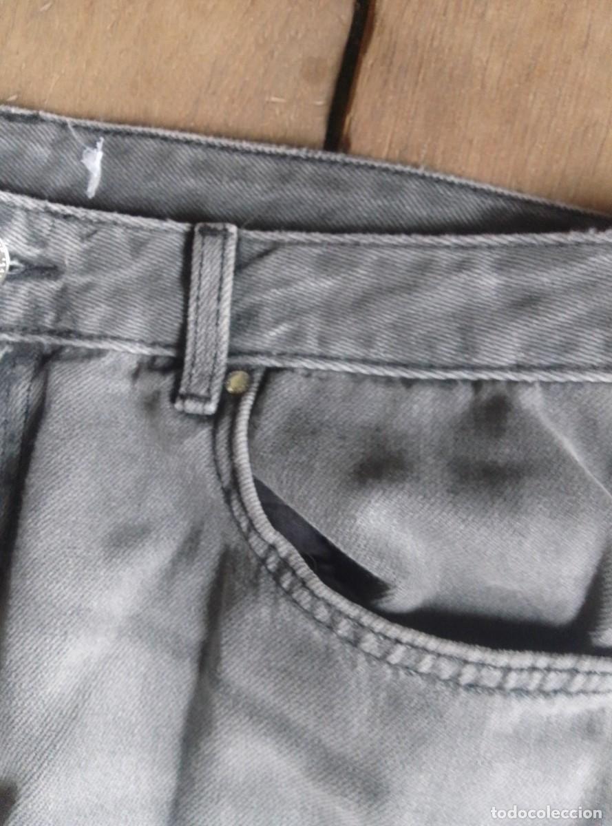 Segunda mano: Pantalones vaqueros jeans cortos bermudas. Pull & Bear. Talla L - Foto 5