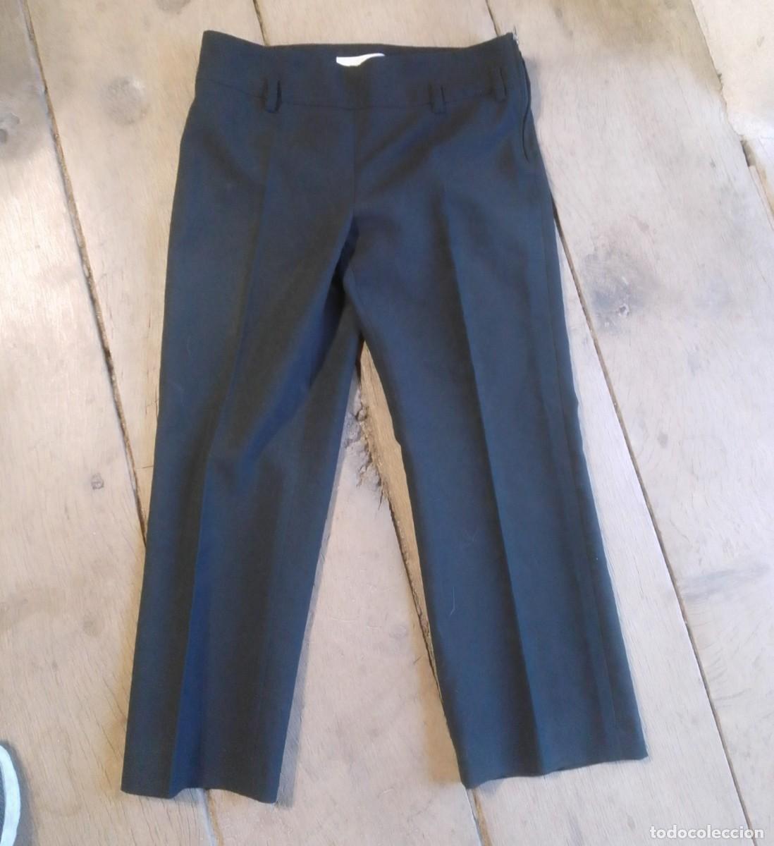Segunda mano: Pantalones cl&aacute;sicos de vestir. Negro. Zara Basic. Talla 38