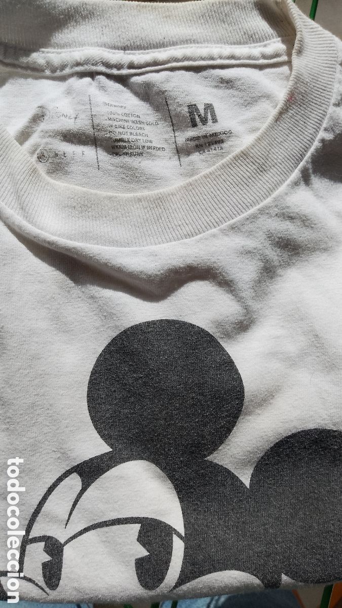 Segunda mano: Disney Neff Mickey Mouse ..T SHIRT . TOO MANY PEOPLE GROW UP . MADE IN MEXICO - Foto 3