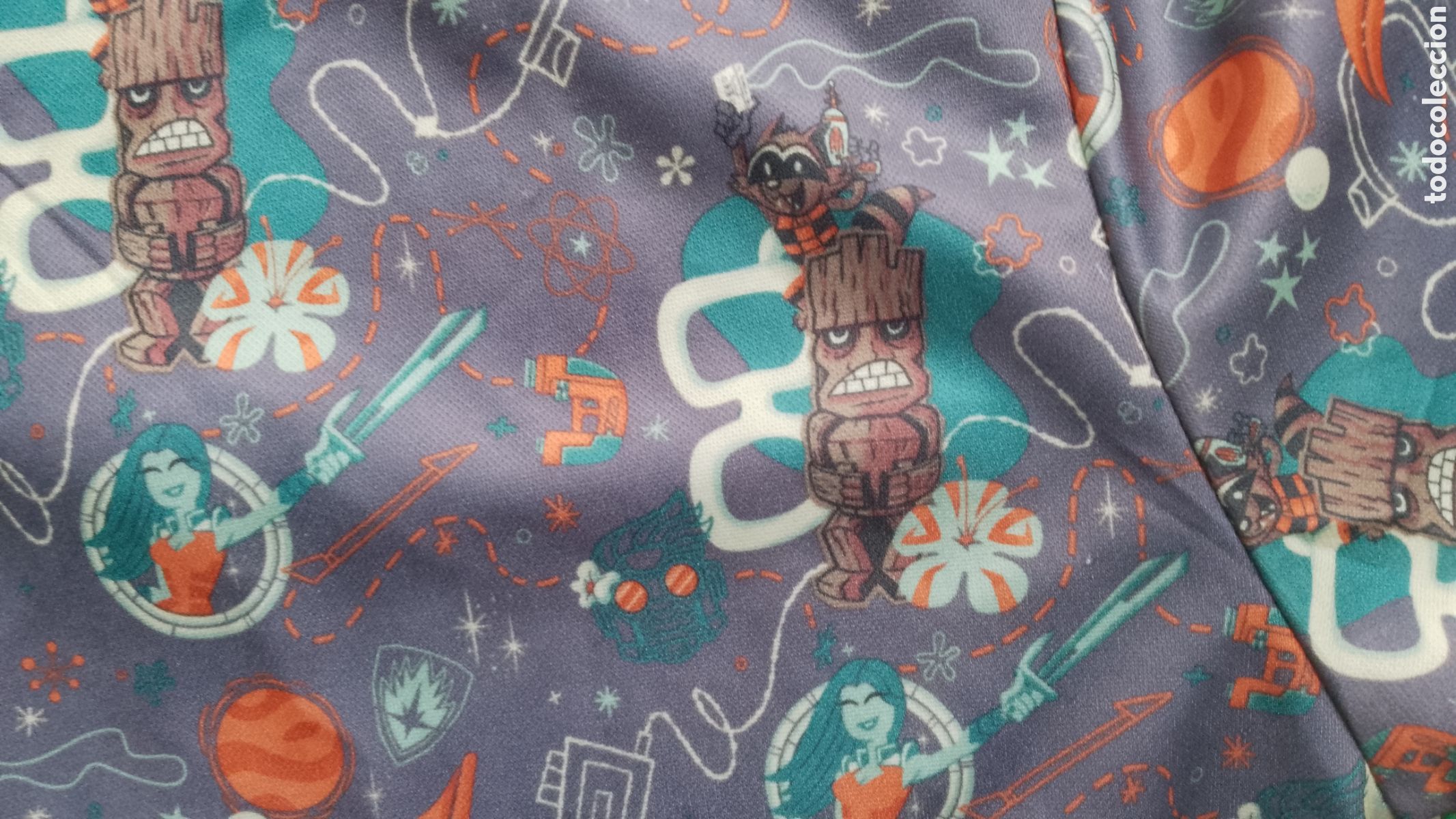 Segunda mano: MARVEL . CAMISA .. LOOTWER EXLUVIE CREW - Foto 4