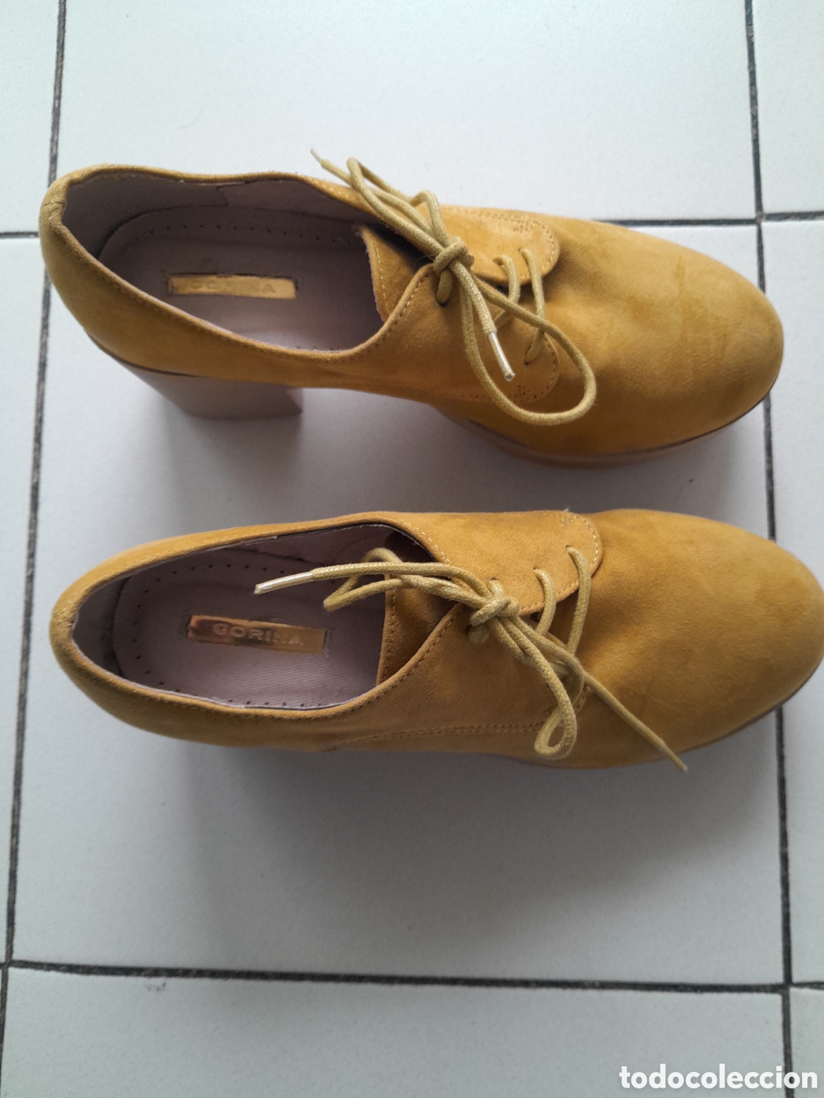 Segunda mano: Botines con plataforma marca Corina. - Foto 3