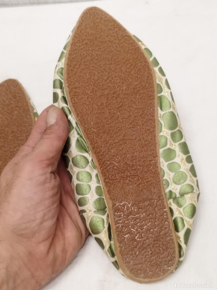 Segunda mano: Par de antiguas babuchas arabes n&ordm;9 - Foto 7