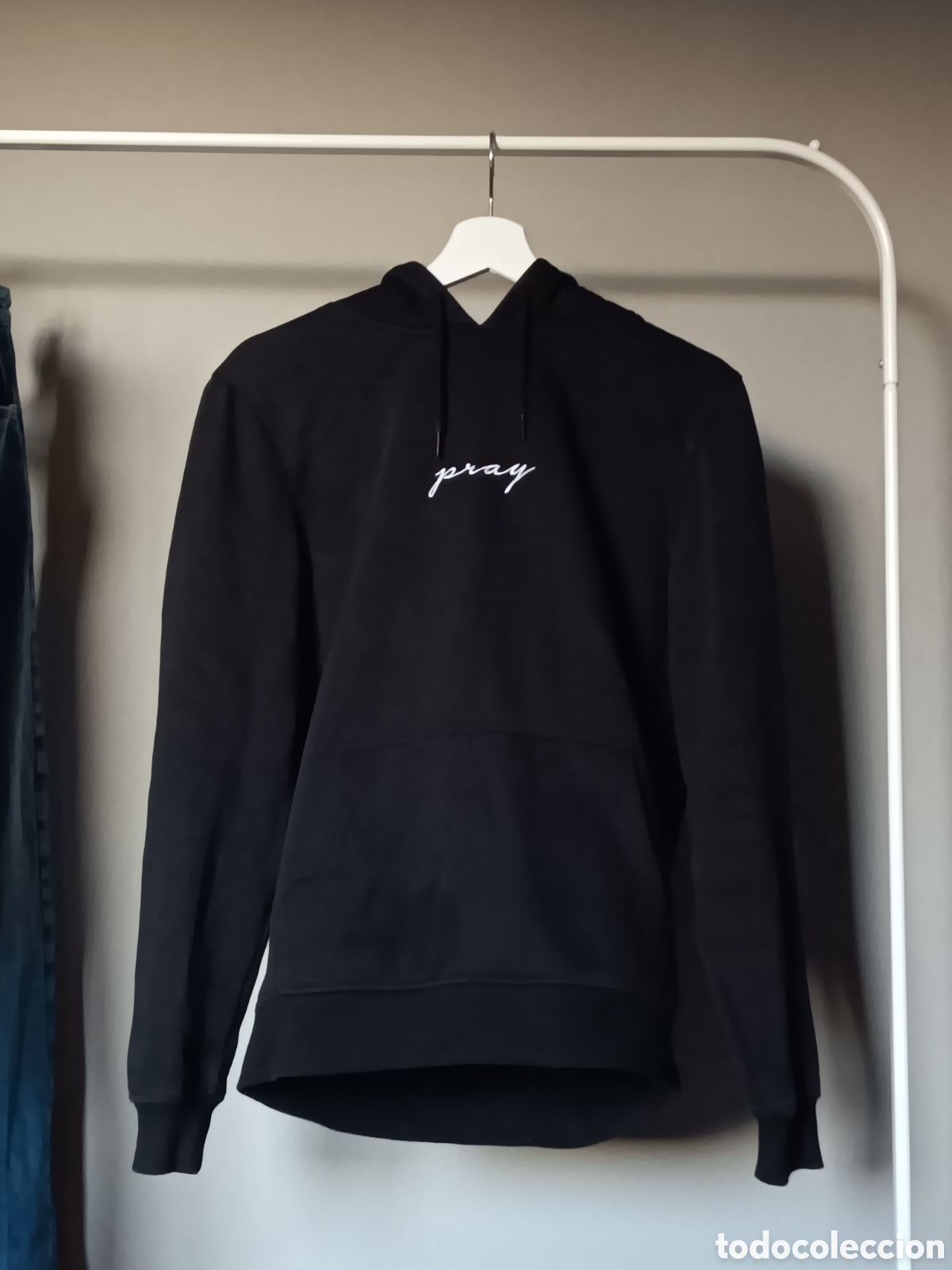 Segunda mano: Sudadera Mister Tee Estilo urbano. - Foto 1