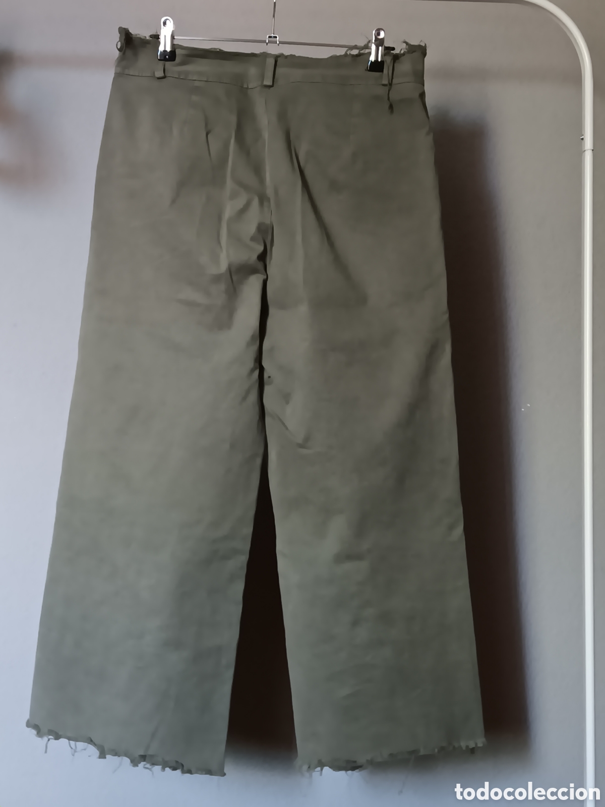 Segunda mano: Pantalon tiro acampanado - Foto 2