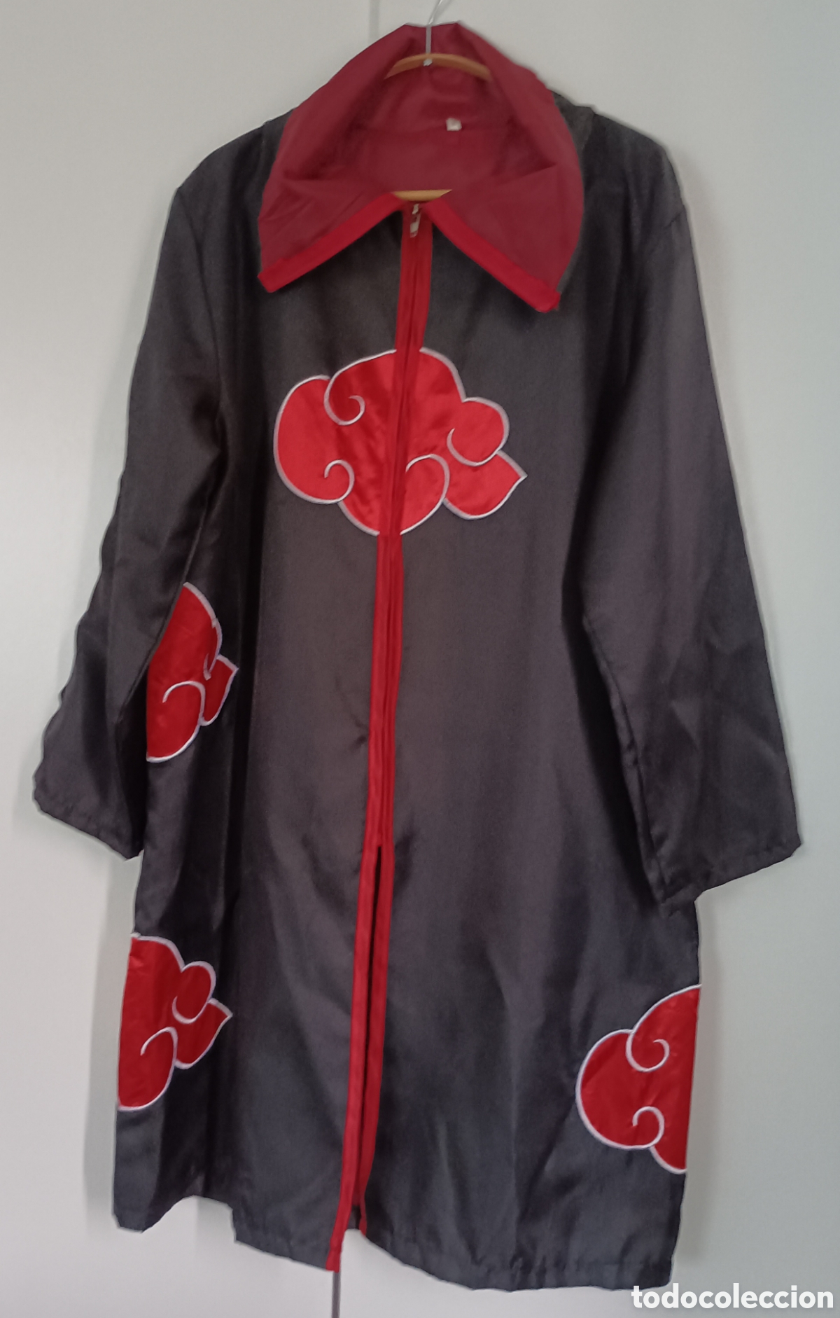 Segunda mano: Sin usar ⭐ Capa t&uacute;nica Akatsuki (serie Naruto). Talla M unisex. Disfraz. Cosplay / Anime