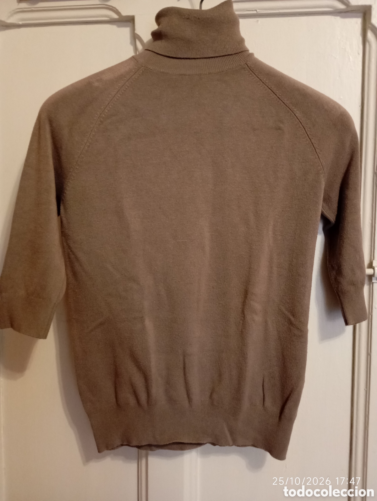Segunda mano: Beautiful Zara vintage style taupe brown short-sleeve turtleneck fine knit sweater