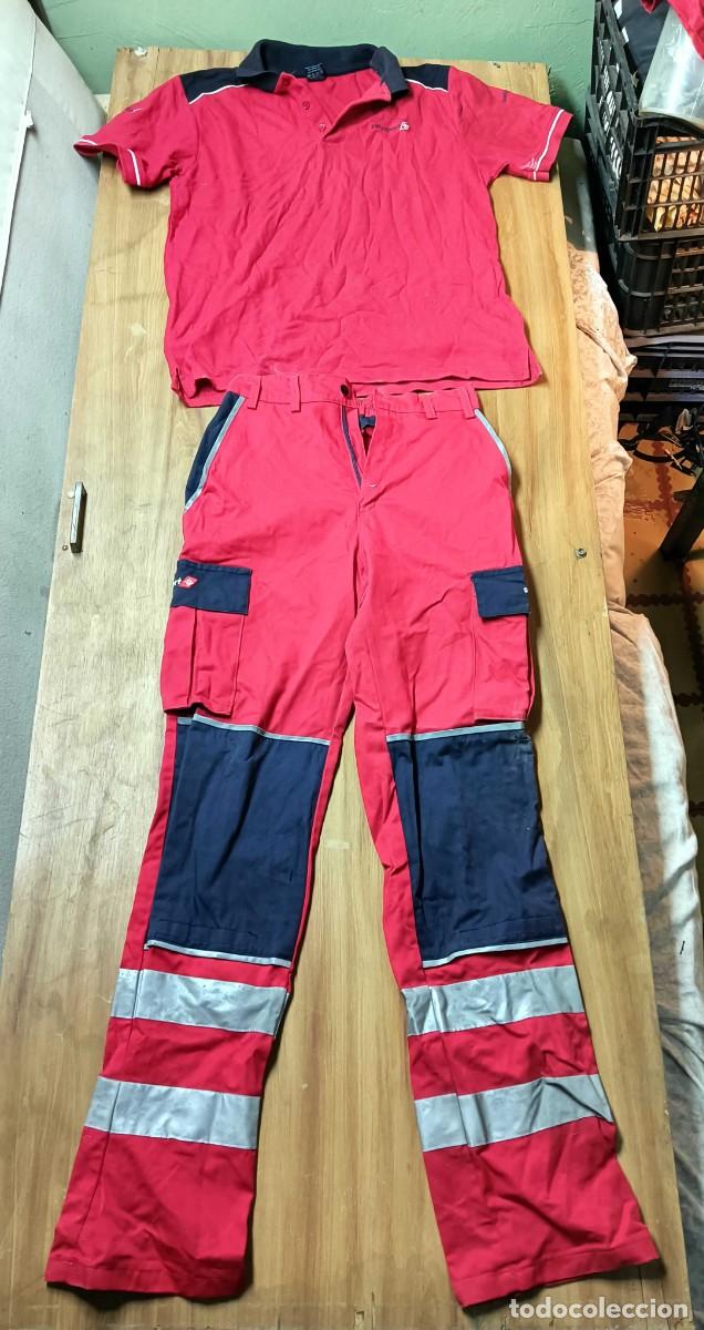 Segunda mano: CONJUNTO DE TRABAJO ALTA VISIBILIDAD - PANTAL&Oacute;N 38 Y POLO TALLA L - ROJO Y AZUL MARINO - BANDAS REFL