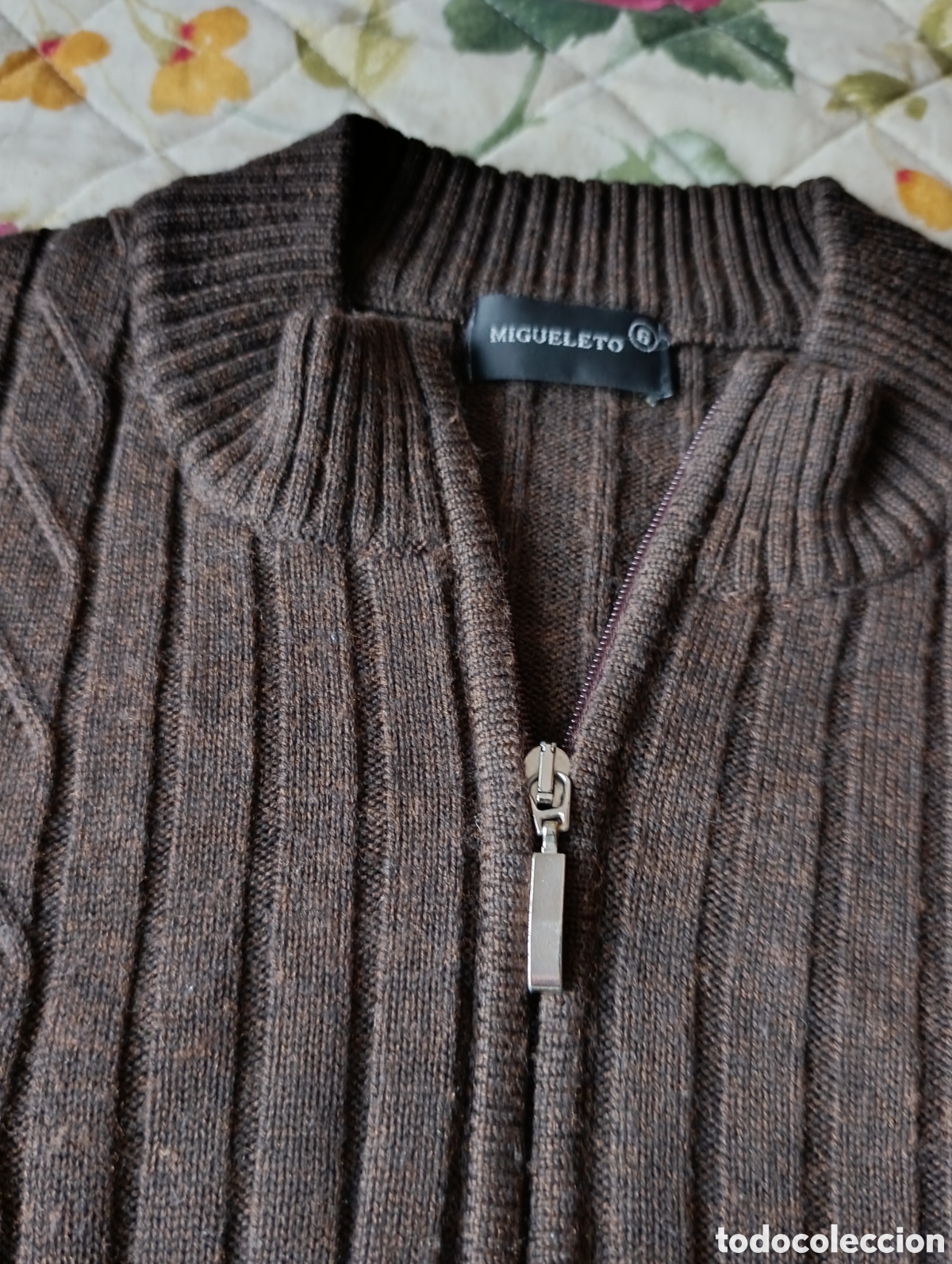 Segunda mano: Jersey de hombre marron cremallera - Foto 2